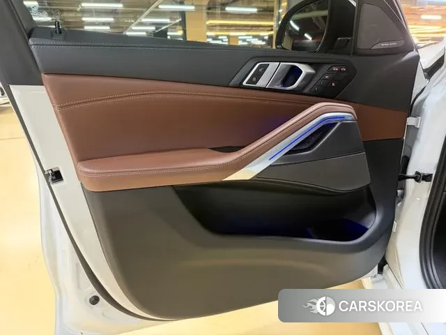 BMW X6 (G06) 2023 Белый из Кореи, фото 4