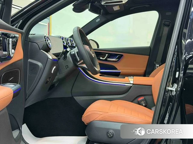 Mercedes-Benz GLC 2024 Черный из Китая, фото 4