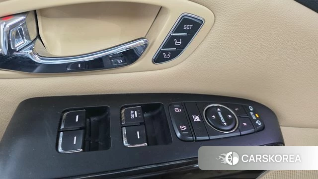 Kia The New Carnival 2018 Белый из Кореи, фото 4