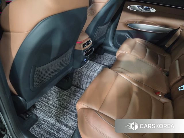Genesis GV70 2022 Черный из Кореи, фото 4