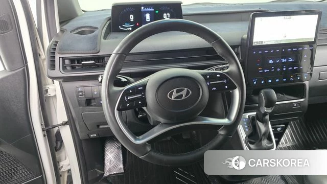 Hyundai Staria 2024 Белый из Кореи, фото 4