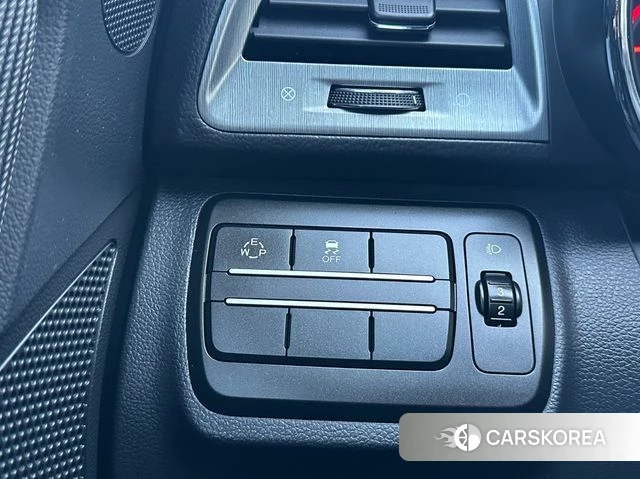 Ssangyong Tivoli Armor 2018 Белый из Кореи, фото 4