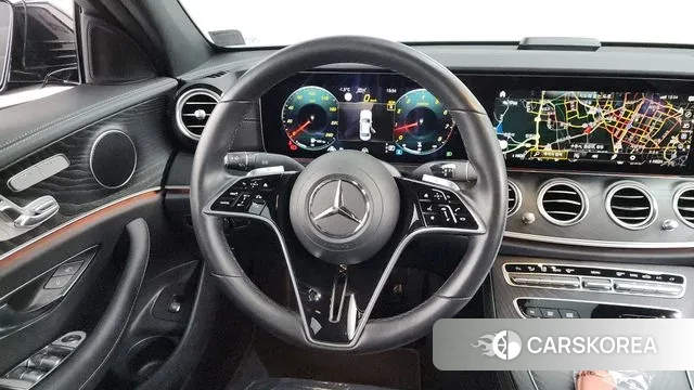 Mercedes-Benz E-Class W213 2023 Черный из Кореи, фото 4