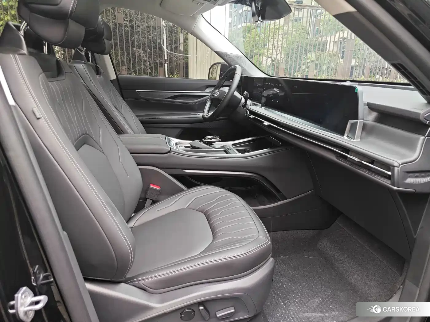 Ford Edge 2026 Черный из Китая, фото 4