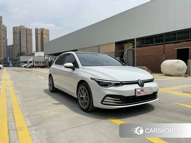 Volkswagen Golf 2021 Белый из Китая, фото 4