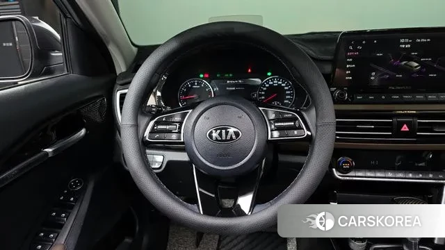 Kia Seltos 2021 Серый из Кореи, фото 4