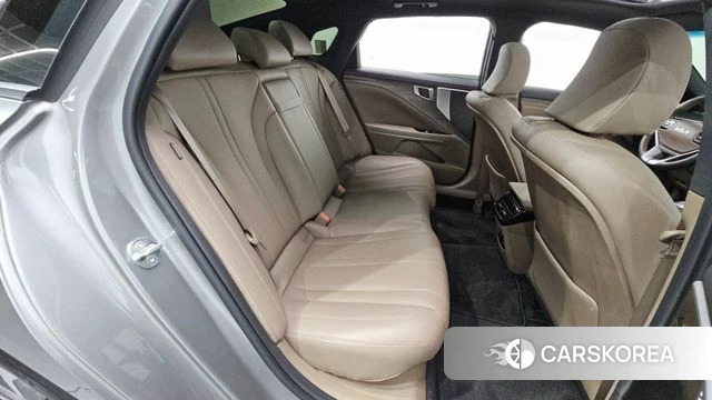 Kia K8 Hybrid 2023 Серебристо-серый из Кореи, фото 4