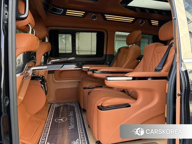 Mercedes-Benz V-class 2023 Черный из Китая, фото 4