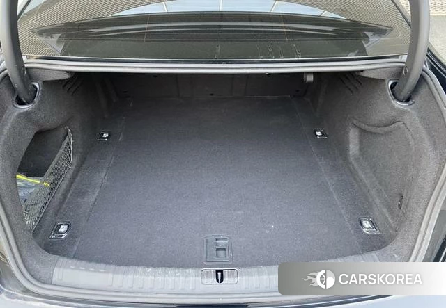 Audi A6L 2024 Черный из Китая, фото 4