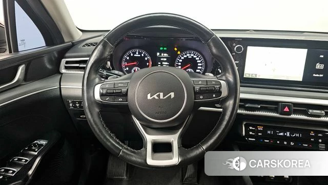 Kia K5 3rd generation 2023 Черный из Кореи, фото 4