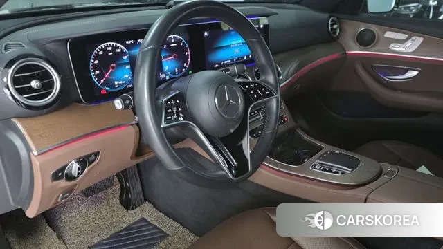 Mercedes-Benz E-Class W213 2021 Серый из Кореи, фото 4