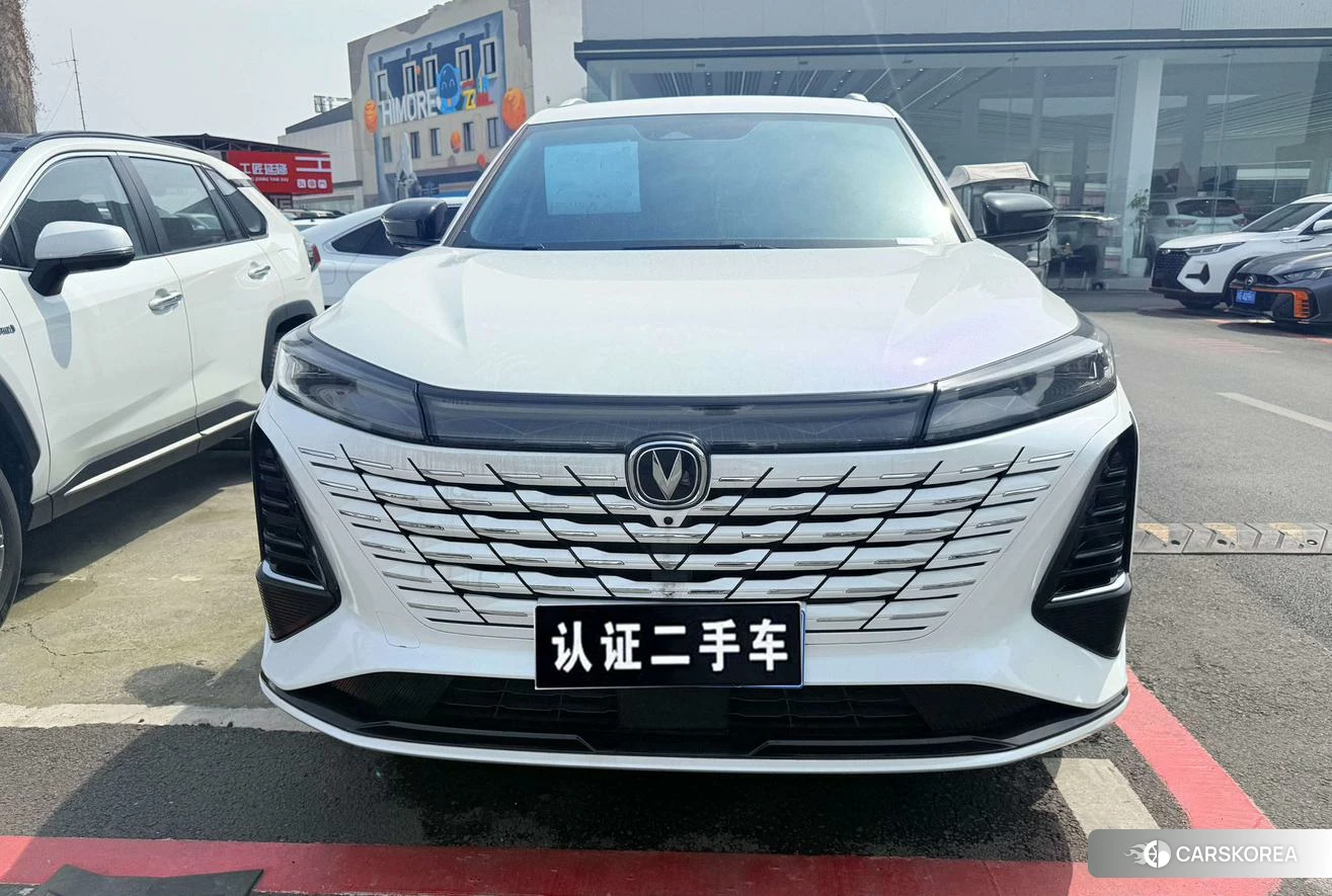 Chang'an CS75 PLUS 2025 Белый из Китая, фото 4