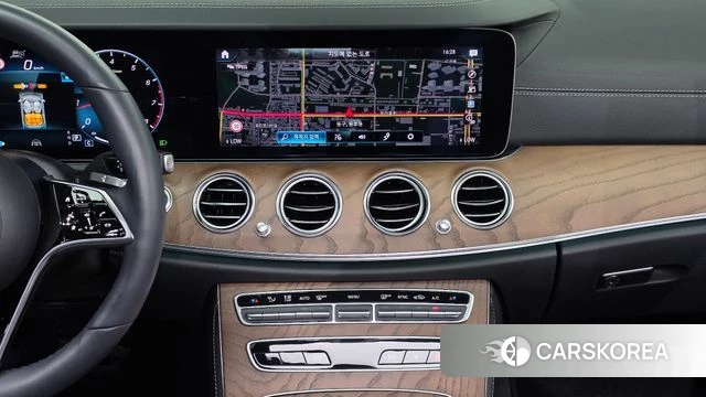 Mercedes-Benz E-Class W213 2021 Серый из Кореи, фото 4