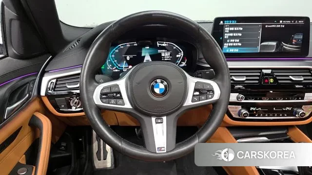 BMW 5 Series (G30) 2022 Черный из Кореи, фото 4