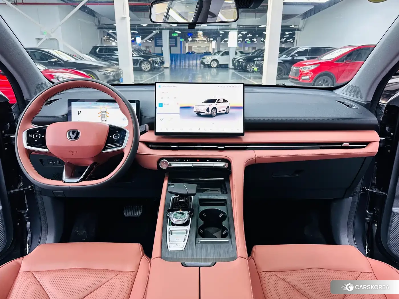 Chang'an Changan CS75PLUS 2026 Silver/gray из Китая, фото 4