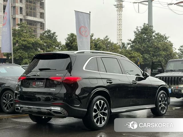 Mercedes-Benz GLC 2024 Черный из Китая, фото 4