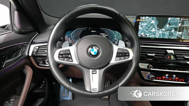 BMW 5 Series (G30) 2021 Белый из Кореи, фото 4