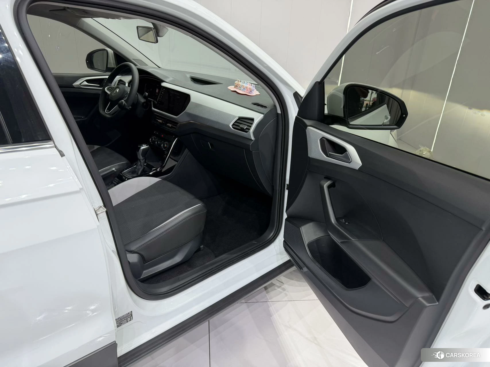 Volkswagen Exploring the shadow 2021 Белый из Китая, фото 4