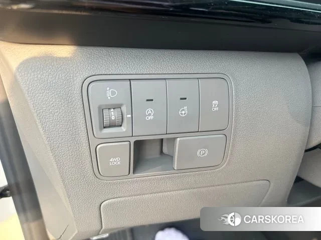 Hyundai Staria 2023 Белый из Кореи, фото 4