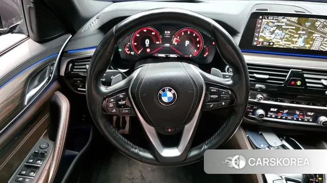 BMW 5 Series (G30) 2018 Серый из Кореи, фото 4