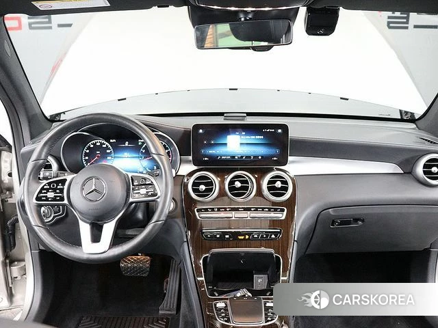 Mercedes-Benz GLC-Class X253 2020 Серебристо-серый из Кореи, фото 4