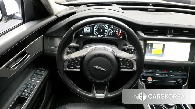 Jaguar XF (X260) 2018 Белый из Кореи, фото 4