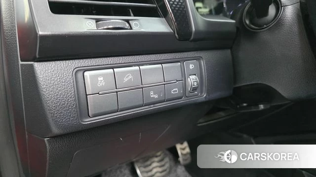Ssangyong Rexton Sports Cannes 2020 Красный из Кореи, фото 4