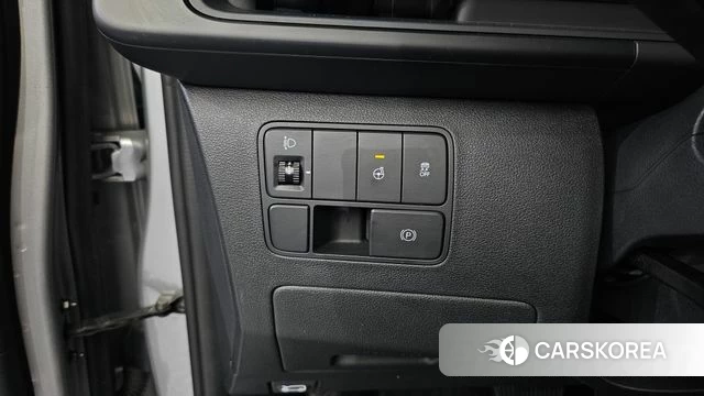 Hyundai Staria 2021 Серебряный из Кореи, фото 4