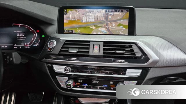 BMW X3 (G01) 2021 Черный из Кореи, фото 4