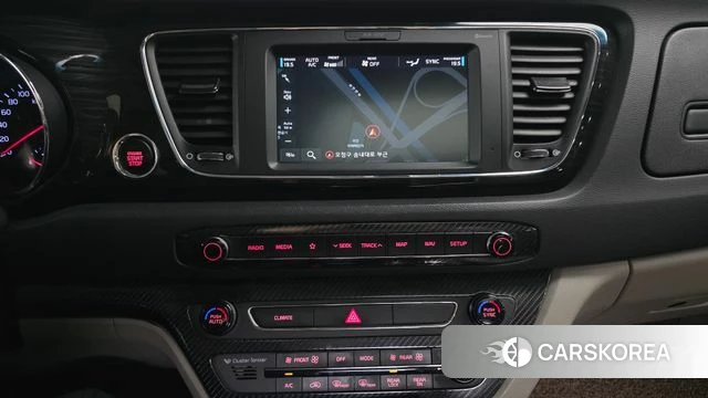 Kia The New Carnival 2018 Белый из Кореи, фото 4