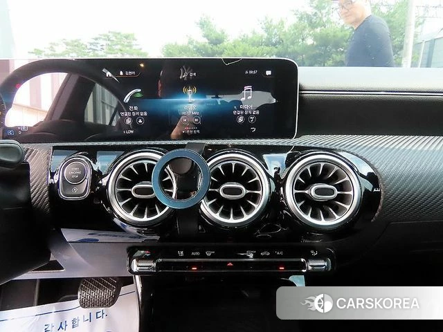 Mercedes-Benz A-Class W177 2020 Черный из Кореи, фото 4