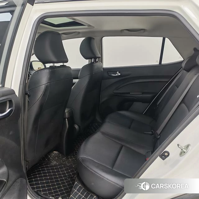 Kia Yi Ran 2021 Белый из Китая, фото 4