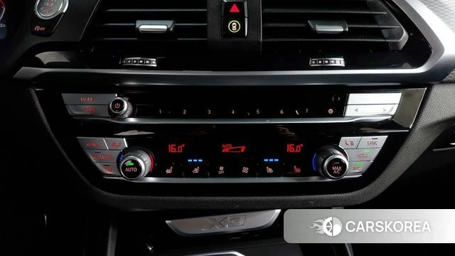 BMW X3 (G01) 2021 Черный из Кореи, фото 4