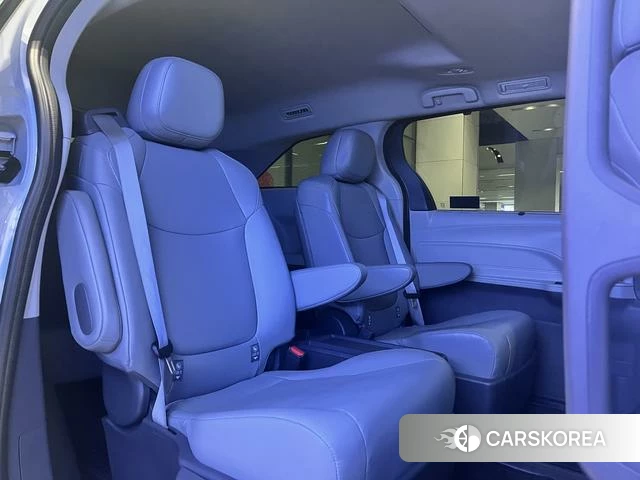 Toyota Grevia 2024 Белый из Китая, фото 4