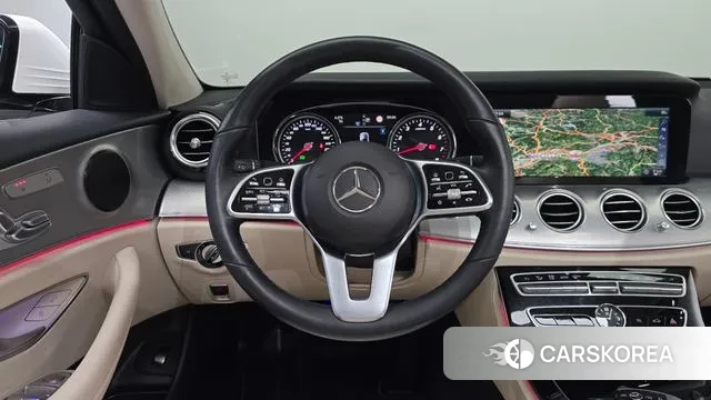 Mercedes-Benz E-Class W213 2019 Белый из Кореи, фото 4