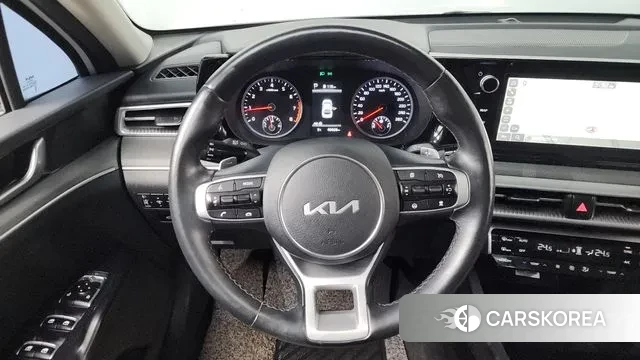 Kia K5 3rd generation 2023 Белый из Кореи, фото 4