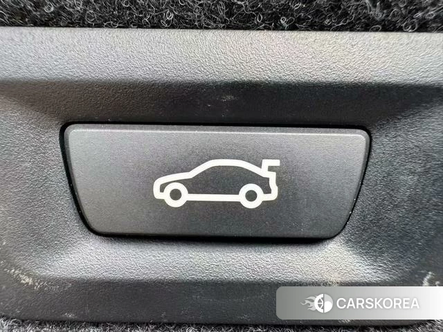BMW 5 series 2023 Черный из Китая, фото 4