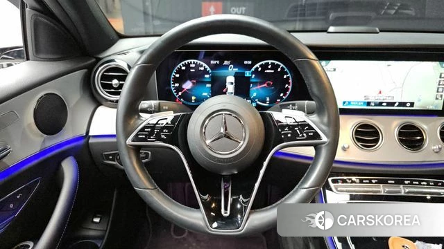 Mercedes-Benz E-Class W213 2021 Белый из Кореи, фото 4
