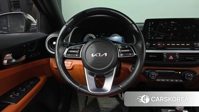 Kia The New K3 2nd generation 2022 Черный из Кореи, фото 4