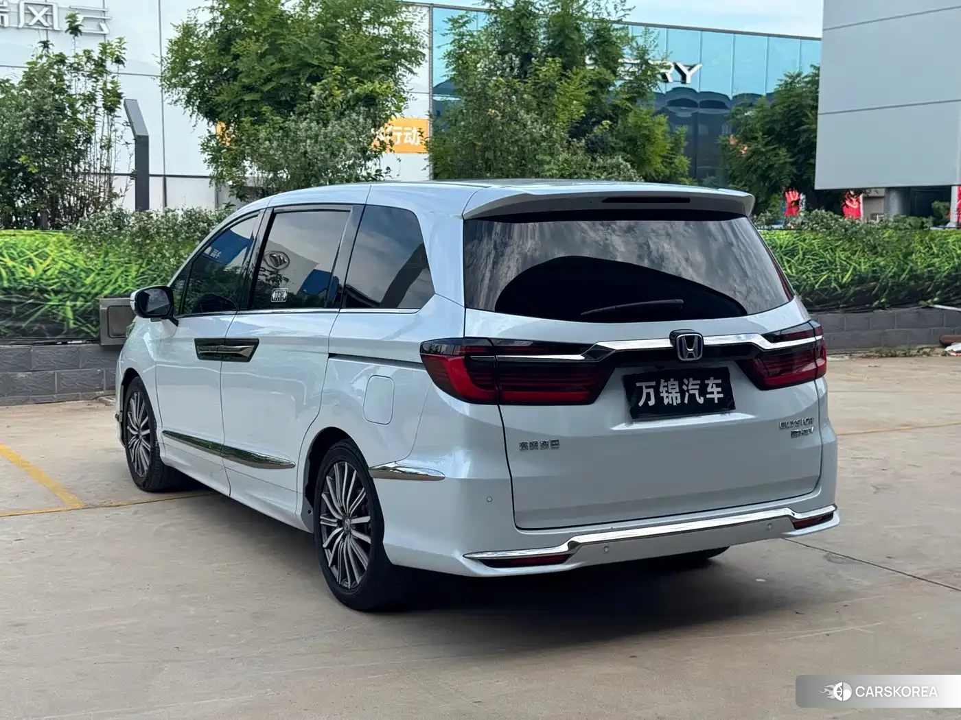 Honda Elysion 2023 Белый из Китая, фото 4