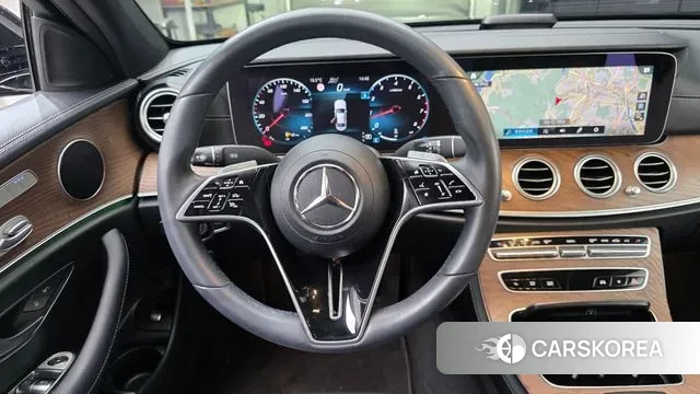 Mercedes-Benz E-Class W213 2023 Черный из Кореи, фото 4