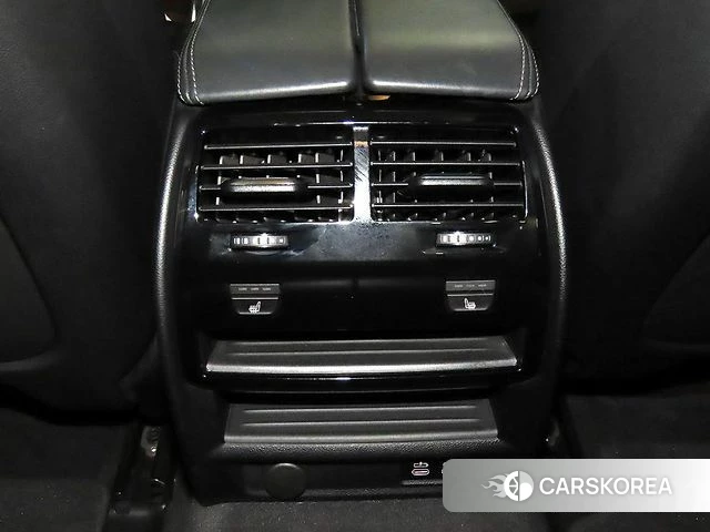 BMW 5 Series (G30) 2021 Белый из Кореи, фото 4
