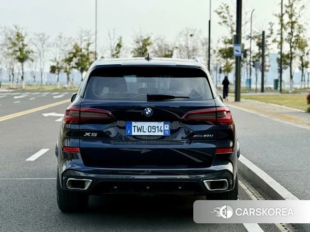 BMW X5 2023 Черный из Китая, фото 4