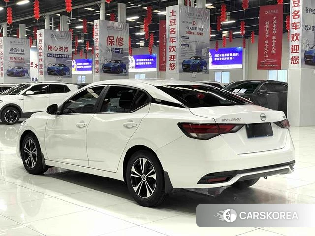 Nissan Xuan Yi 2023 Белый из Китая, фото 4