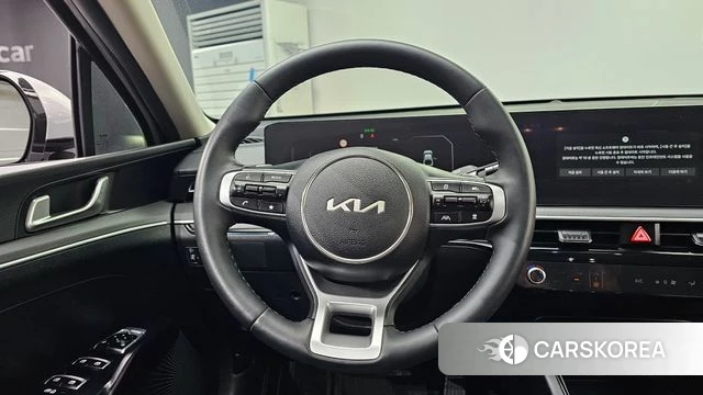 Kia The New K5 3rd generation 2025 Серебристо-серый из Кореи, фото 4