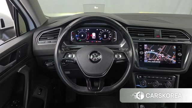 Volkswagen Tiguan second Generation 2020 Белый из Кореи, фото 4