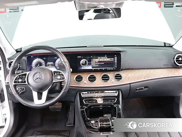 Mercedes-Benz E-Class W213 2019 Белый из Кореи, фото 4
