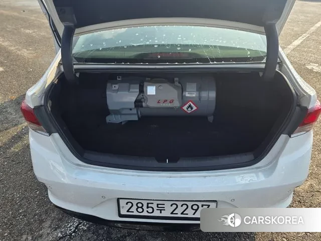 Hyundai Sonata New Rise 2018 Белый из Кореи, фото 4