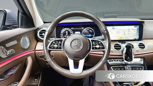 Mercedes-Benz E-Class W213 2018 Серый из Кореи, фото 4