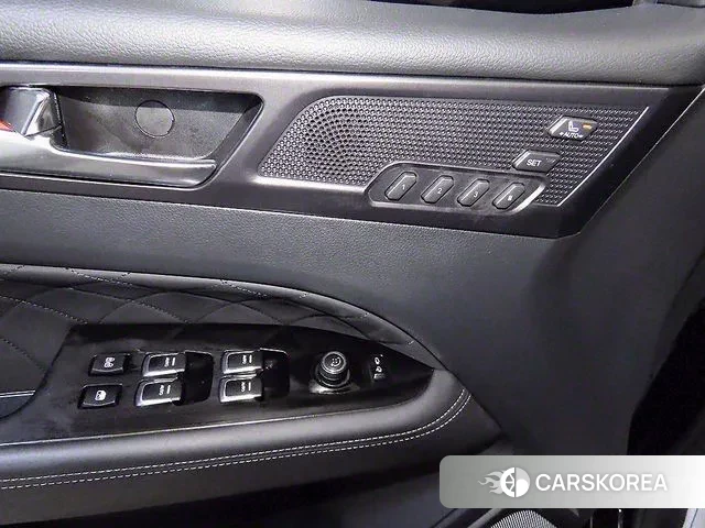 Ssangyong Rexton New Arena 2024 Черный из Кореи, фото 4